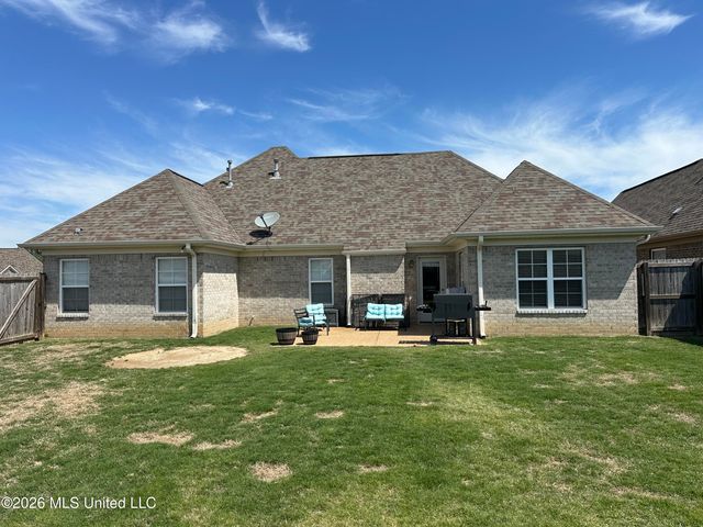 2607 Dawnwood Circle, Southaven, MS 38672