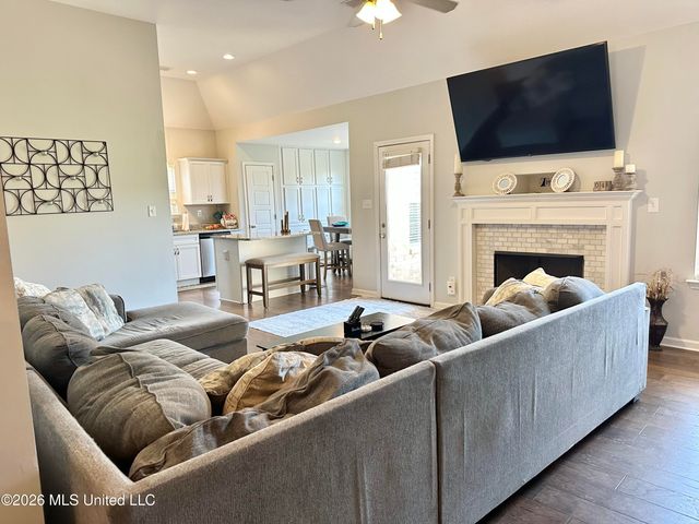 2607 Dawnwood Circle, Southaven, MS 38672