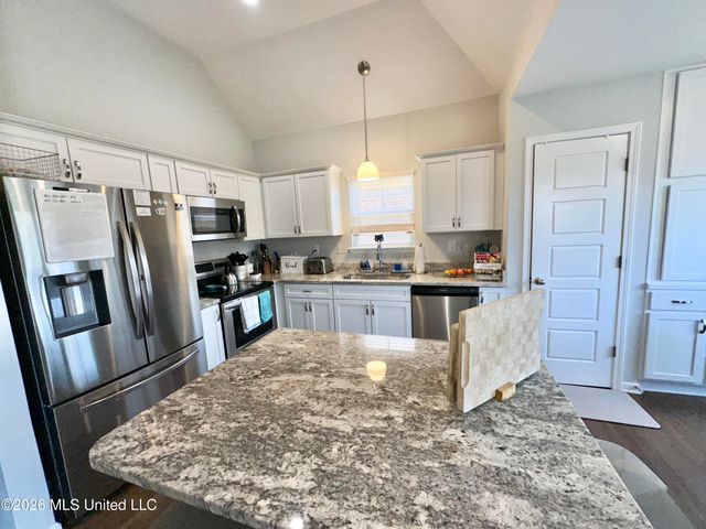 2607 Dawnwood Circle, Southaven, MS 38672
