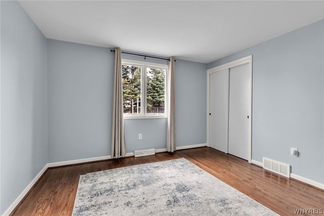 288 Barbados Drive, Cheektowaga, NY 14227