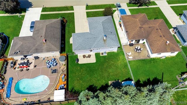 288 Barbados Drive, Cheektowaga, NY 14227
