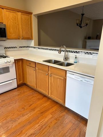 801 Old Peachtree NW Road 8, Suwanee, GA 30024