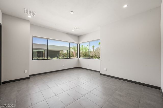 7389 Olive Creek Court, Las Vegas, NV 89117