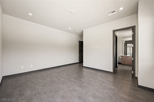 7389 Olive Creek Court, Las Vegas, NV 89117