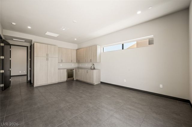 7389 Olive Creek Court, Las Vegas, NV 89117