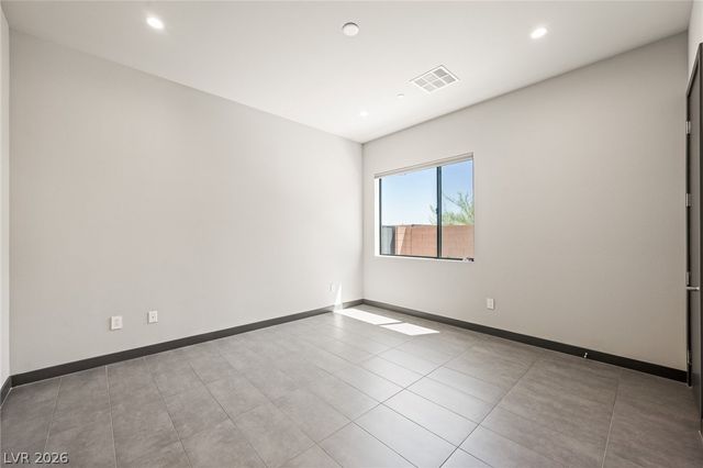 7389 Olive Creek Court, Las Vegas, NV 89117