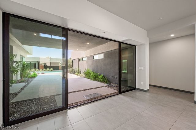 7389 Olive Creek Court, Las Vegas, NV 89117