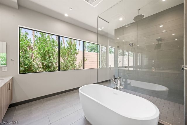 7389 Olive Creek Court, Las Vegas, NV 89117