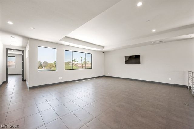 7389 Olive Creek Court, Las Vegas, NV 89117