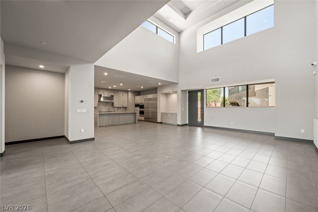 7389 Olive Creek Court, Las Vegas, NV 89117