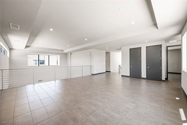 7389 Olive Creek Court, Las Vegas, NV 89117