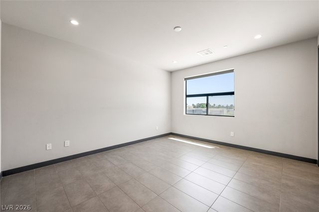 7389 Olive Creek Court, Las Vegas, NV 89117