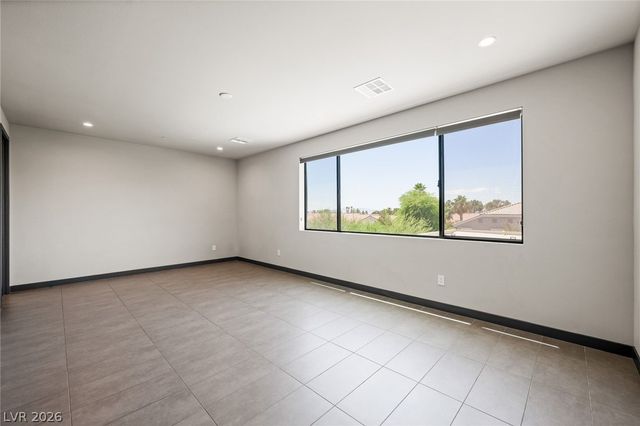 7389 Olive Creek Court, Las Vegas, NV 89117