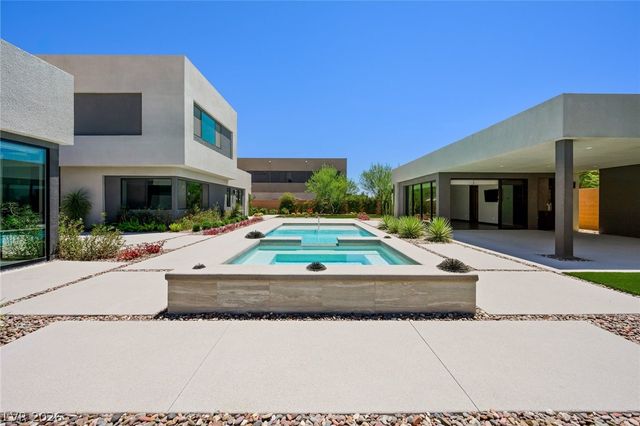 7389 Olive Creek Court, Las Vegas, NV 89117