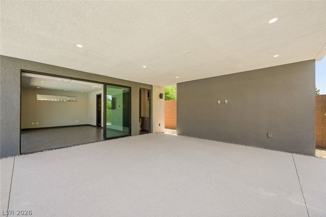 7389 Olive Creek Court, Las Vegas, NV 89117