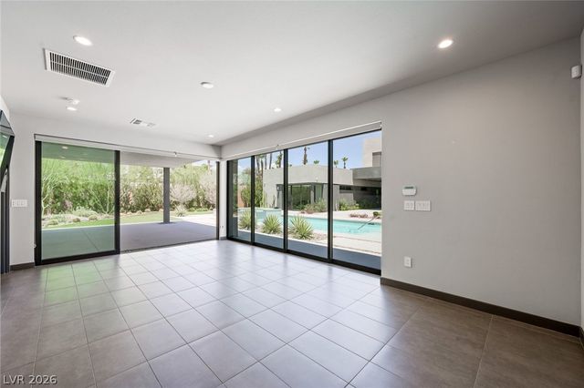 7389 Olive Creek Court, Las Vegas, NV 89117