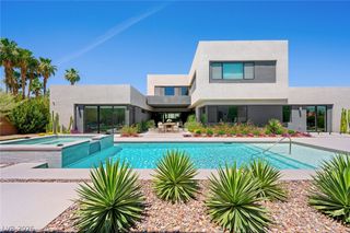 7389 Olive Creek Court, Las Vegas, NV 89117