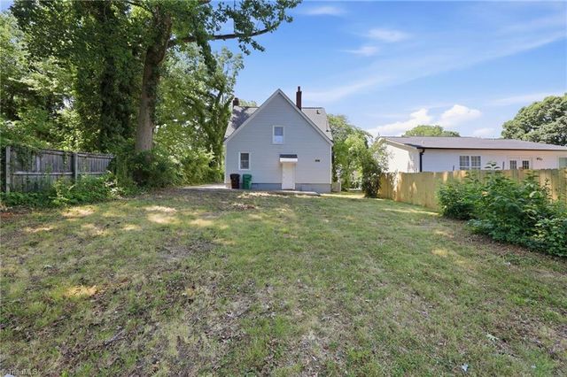 1207 Day Place, High Point, NC 27260