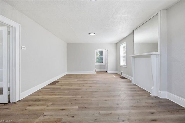 1207 Day Place, High Point, NC 27260