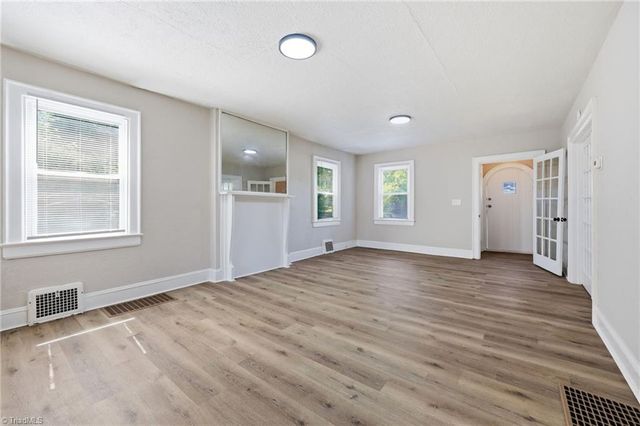 1207 Day Place, High Point, NC 27260