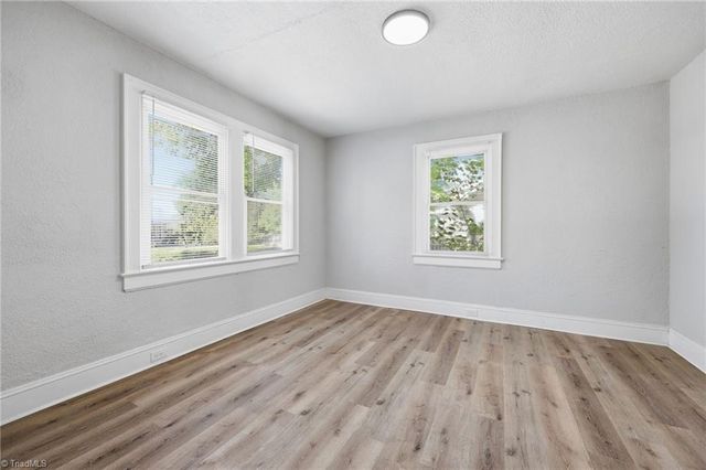 1207 Day Place, High Point, NC 27260