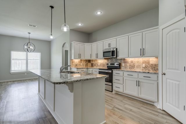 1117 16th Street, Shallowater, TX 79363