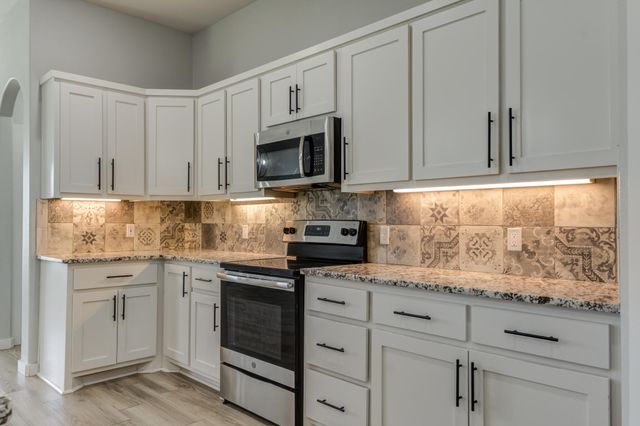 1117 16th Street, Shallowater, TX 79363