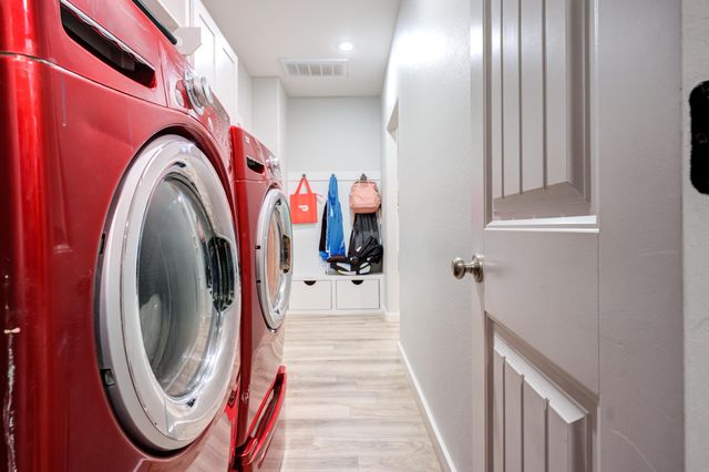 1117 16th Street, Shallowater, TX 79363