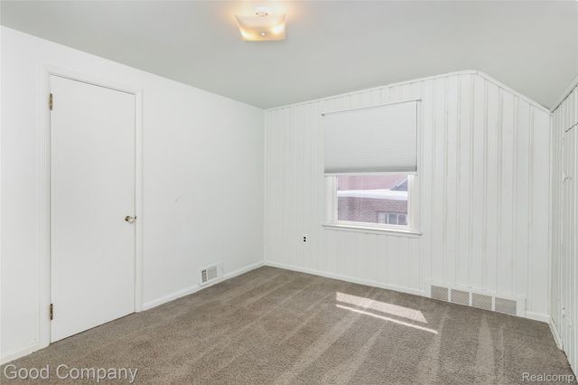 23645 Lawrence Avenue, Dearborn, MI 48128