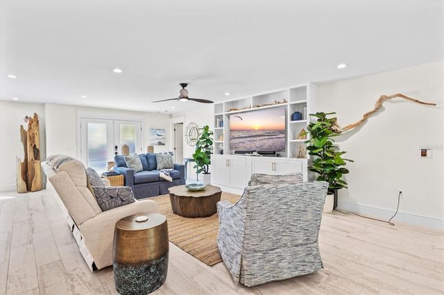 506 58TH STREET, Holmes Beach, FL 34217