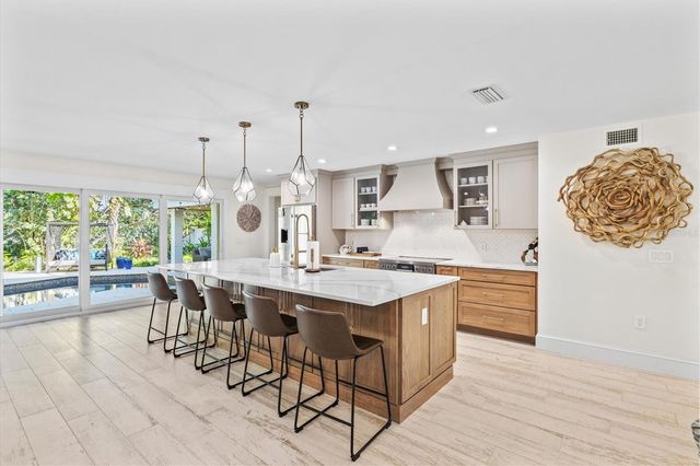 506 58TH STREET, Holmes Beach, FL 34217