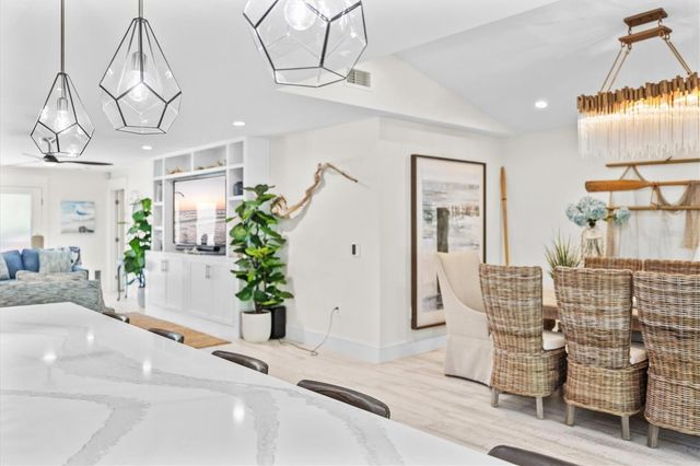 506 58TH STREET, Holmes Beach, FL 34217