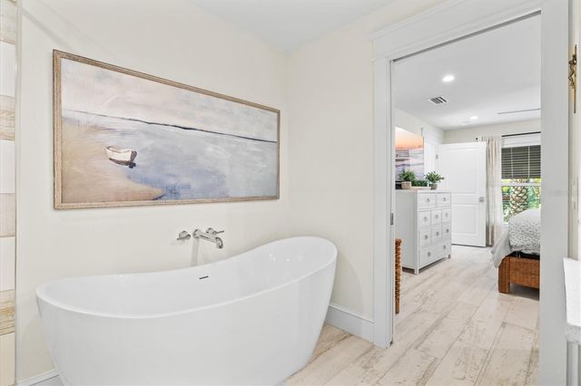 506 58TH STREET, Holmes Beach, FL 34217