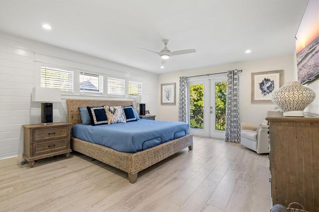 506 58TH STREET, Holmes Beach, FL 34217