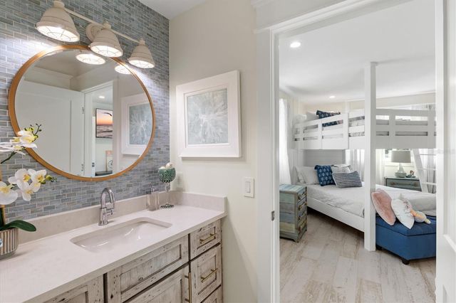 506 58TH STREET, Holmes Beach, FL 34217