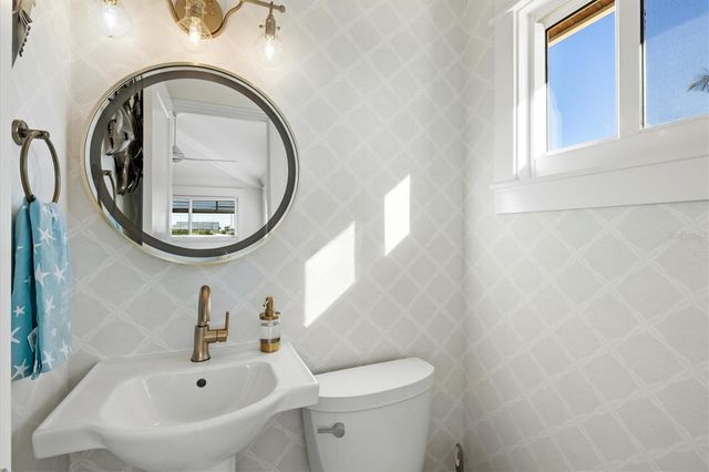 506 58TH STREET, Holmes Beach, FL 34217