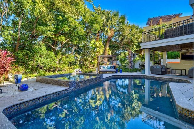 506 58TH STREET, Holmes Beach, FL 34217