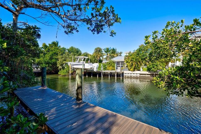 506 58TH STREET, Holmes Beach, FL 34217