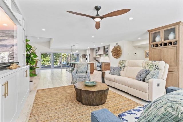 506 58TH STREET, Holmes Beach, FL 34217