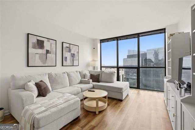 1280 W Peachtree Street NW 3713, Atlanta, GA 30309