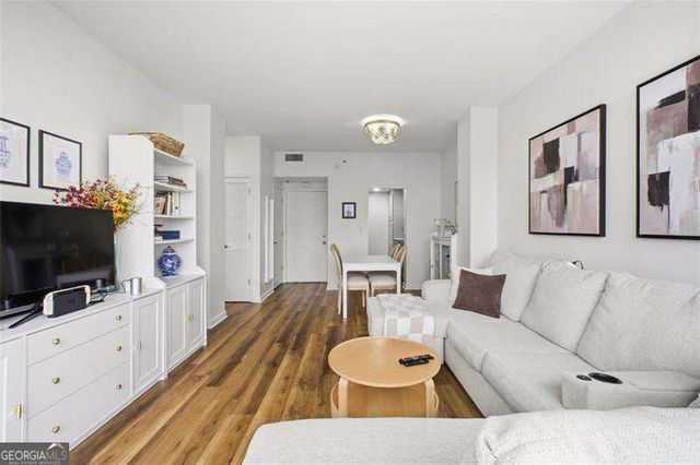 1280 W Peachtree Street NW 3713, Atlanta, GA 30309