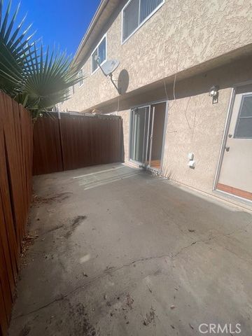 17045 Roscoe 14, Northridge, CA 91325