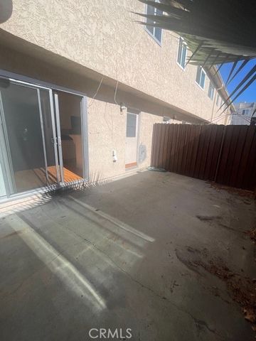17045 Roscoe 14, Northridge, CA 91325