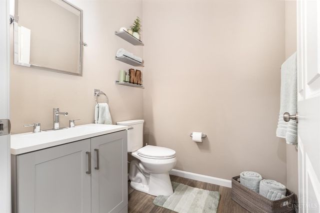 4994 Shadow Hawk Drive, Green Twp, OH 45247