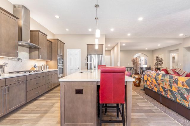 4994 Shadow Hawk Drive, Green Twp, OH 45247