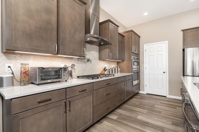 4994 Shadow Hawk Drive, Green Twp, OH 45247