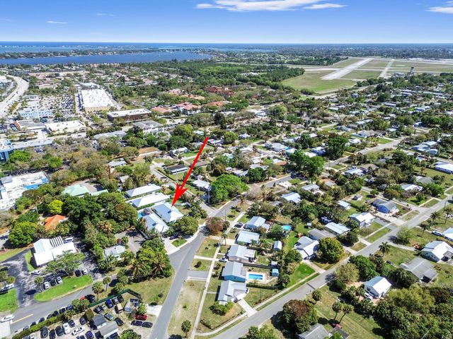 443 SE Dolphin Drive, Stuart, FL 34996