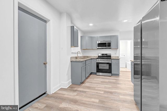 28 W AIRY ST, Norristown, PA 19401