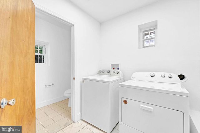 28 W AIRY ST, Norristown, PA 19401