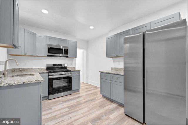 28 W AIRY ST, Norristown, PA 19401